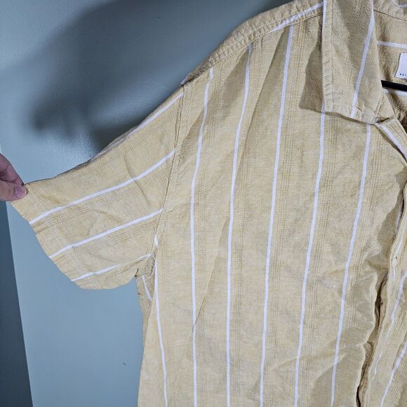 American Eagle Poolside Striped Button-Up Shirt Yellow Mens XXL - Picture 4 of 11